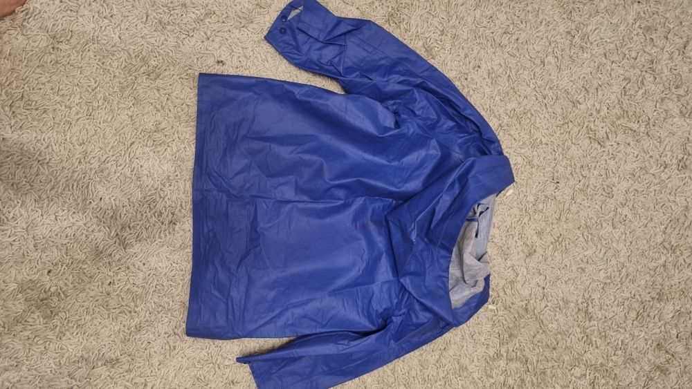 Kurtka przeciwdeszczowa 116/122