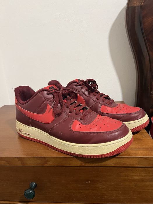Nike Air Force 1 Red