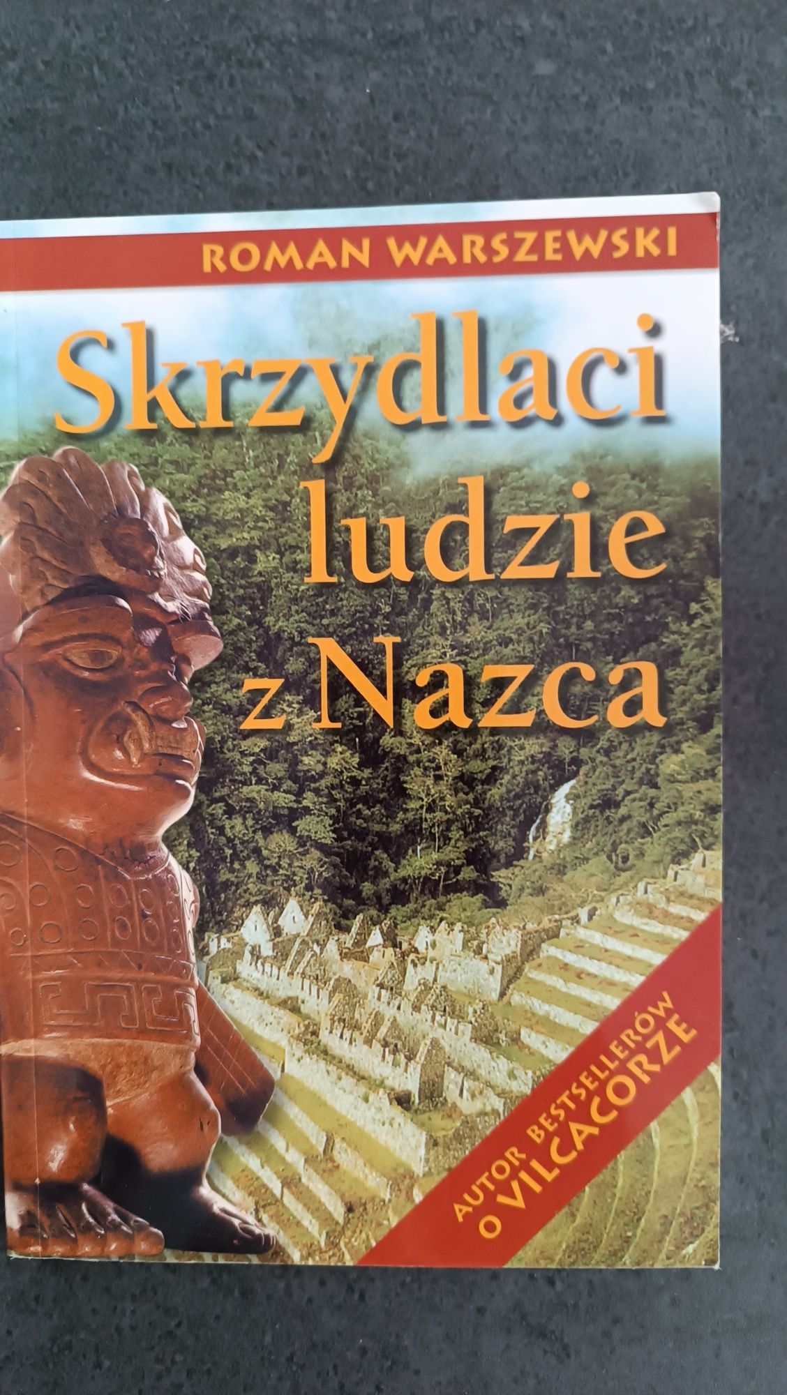 Skrzydlaci ludzie z Nazca, Roman Warszewski