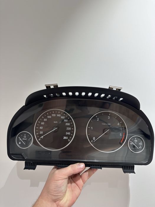 Щиток приборів лед панель BMW F10 F25 F30 F15 F32 приборка Європа