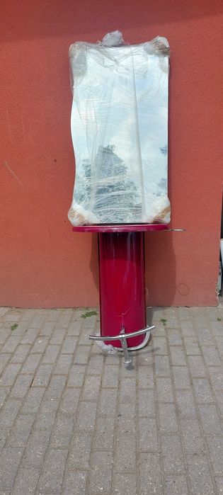 Konsoleta fryzjerska  jak Nowa