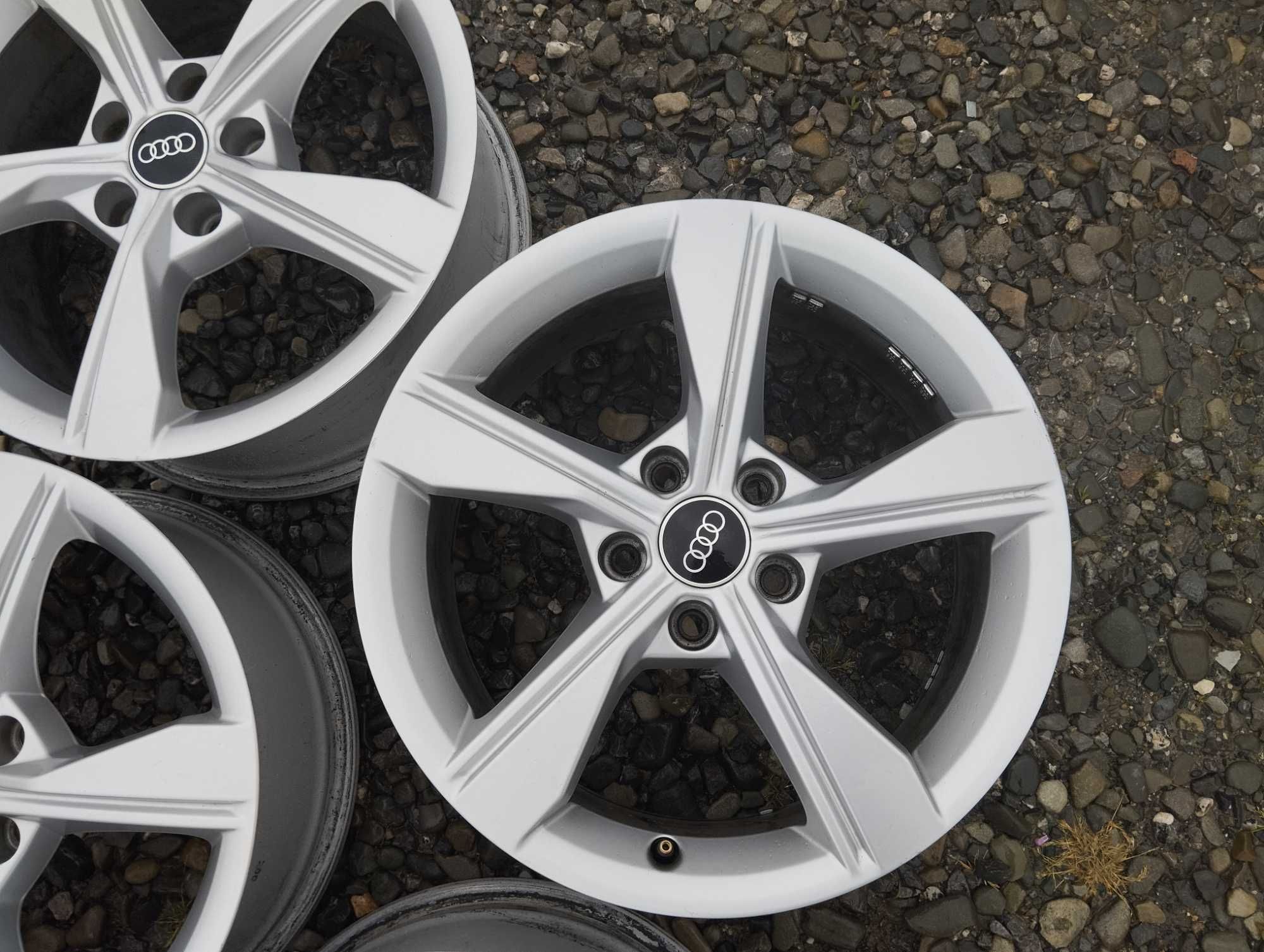 Alufelgi 17'' Audi A4 B9 oryginalne, stan idealny