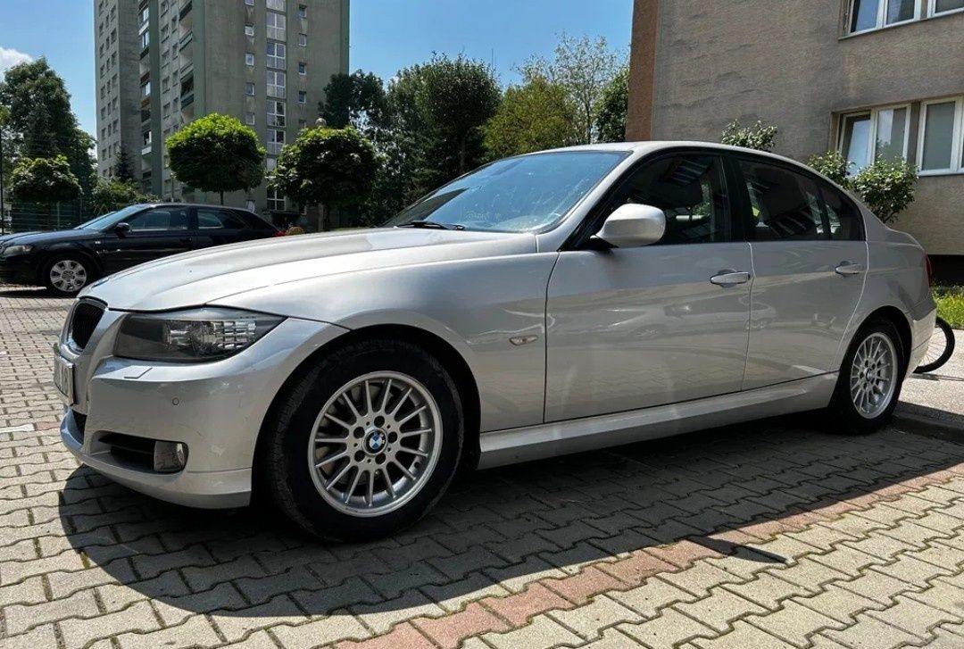 BMW Seria 3 2.0 2010