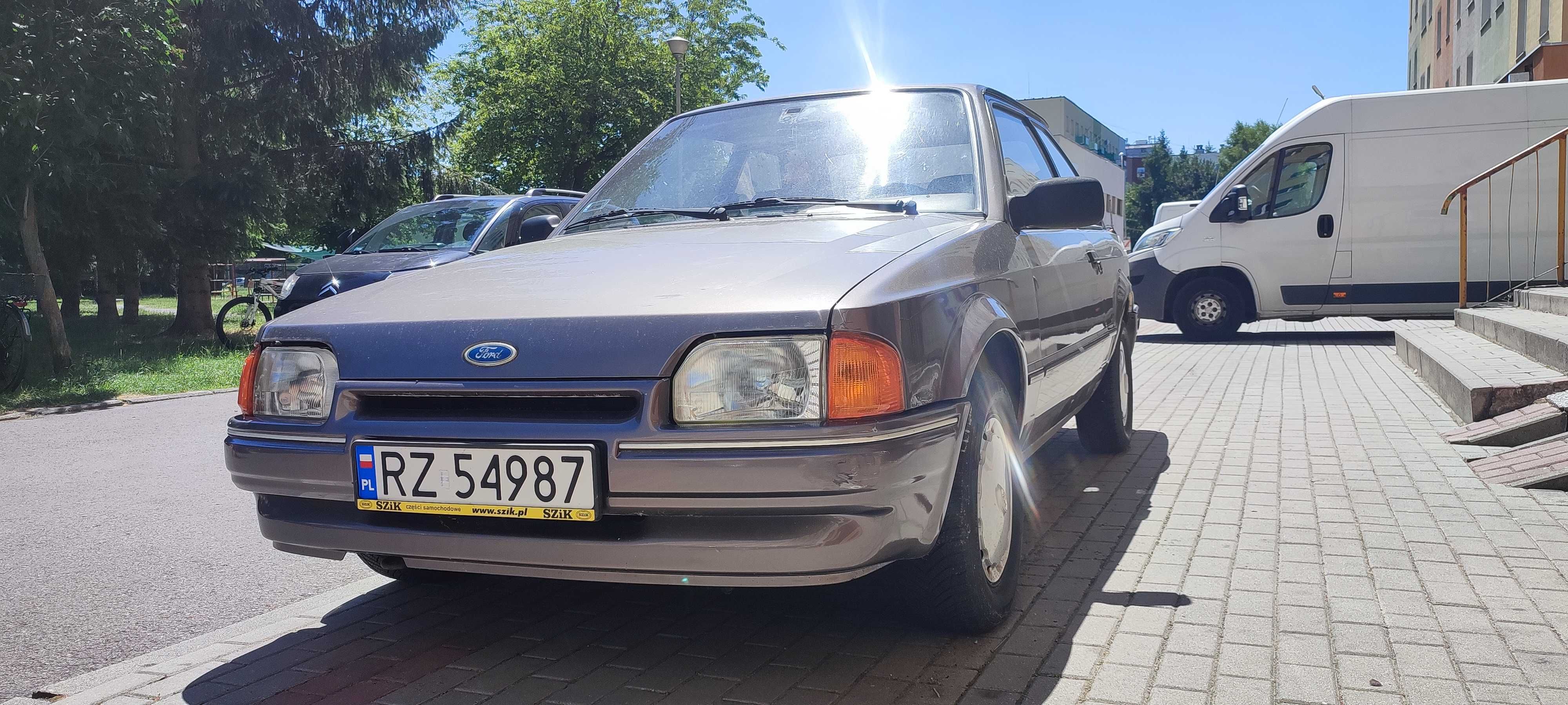 Ford Escort MK4 1986 3D