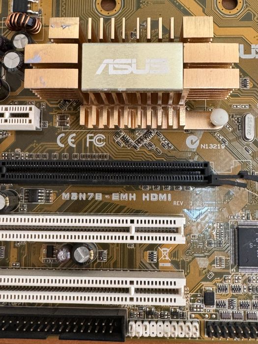 Продам процесор amd Phenom hd9550 (WCJ4BGH)