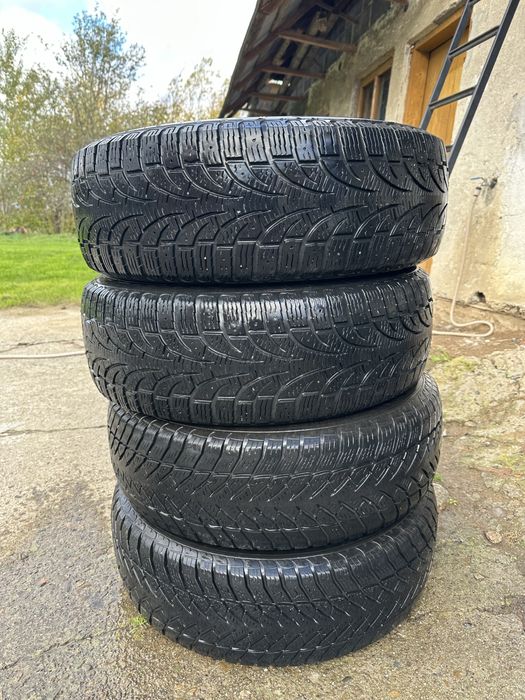 Opony 215/70/16R