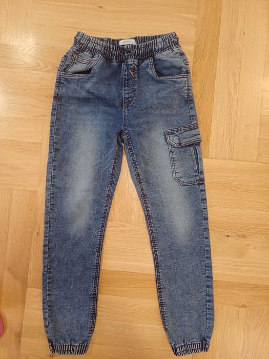 Jeansy joggery reserved 152