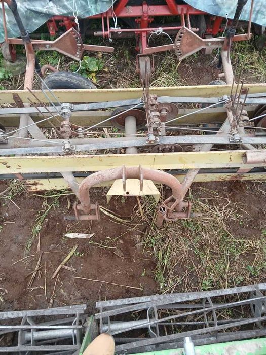 Zgrabiarka - przegrabiarka do siana, gwiazdowa, taśmowa, karuzelowa