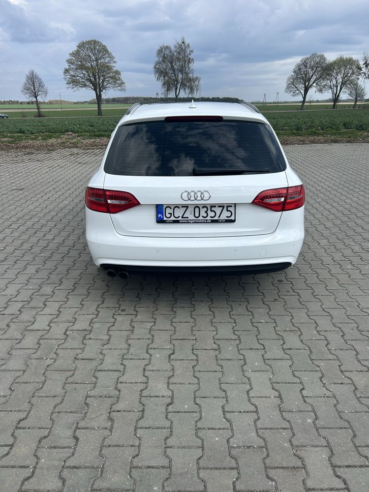AUDI A4 B8 2015r 2.0 tdi 150km