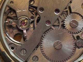 stary zegarek mechaniczny do naprawy