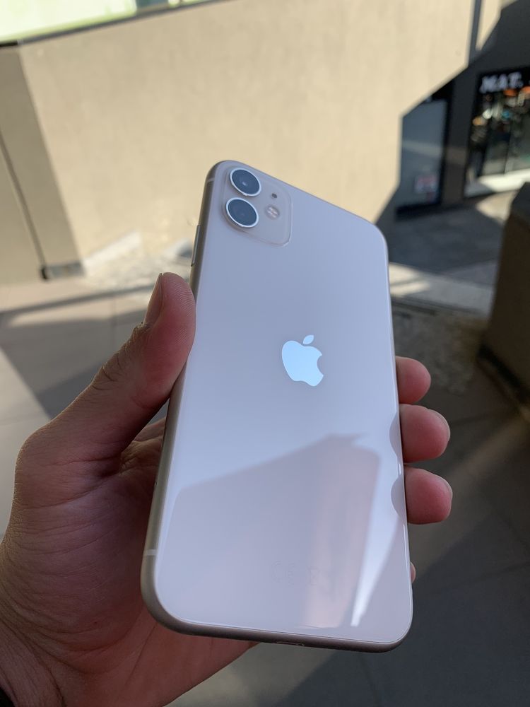 Iphone 11 64gb branco como novo (Troca)