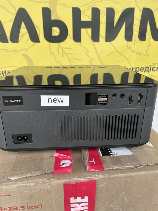 Мультимедійний проектор Surewheel SW10 Full HD