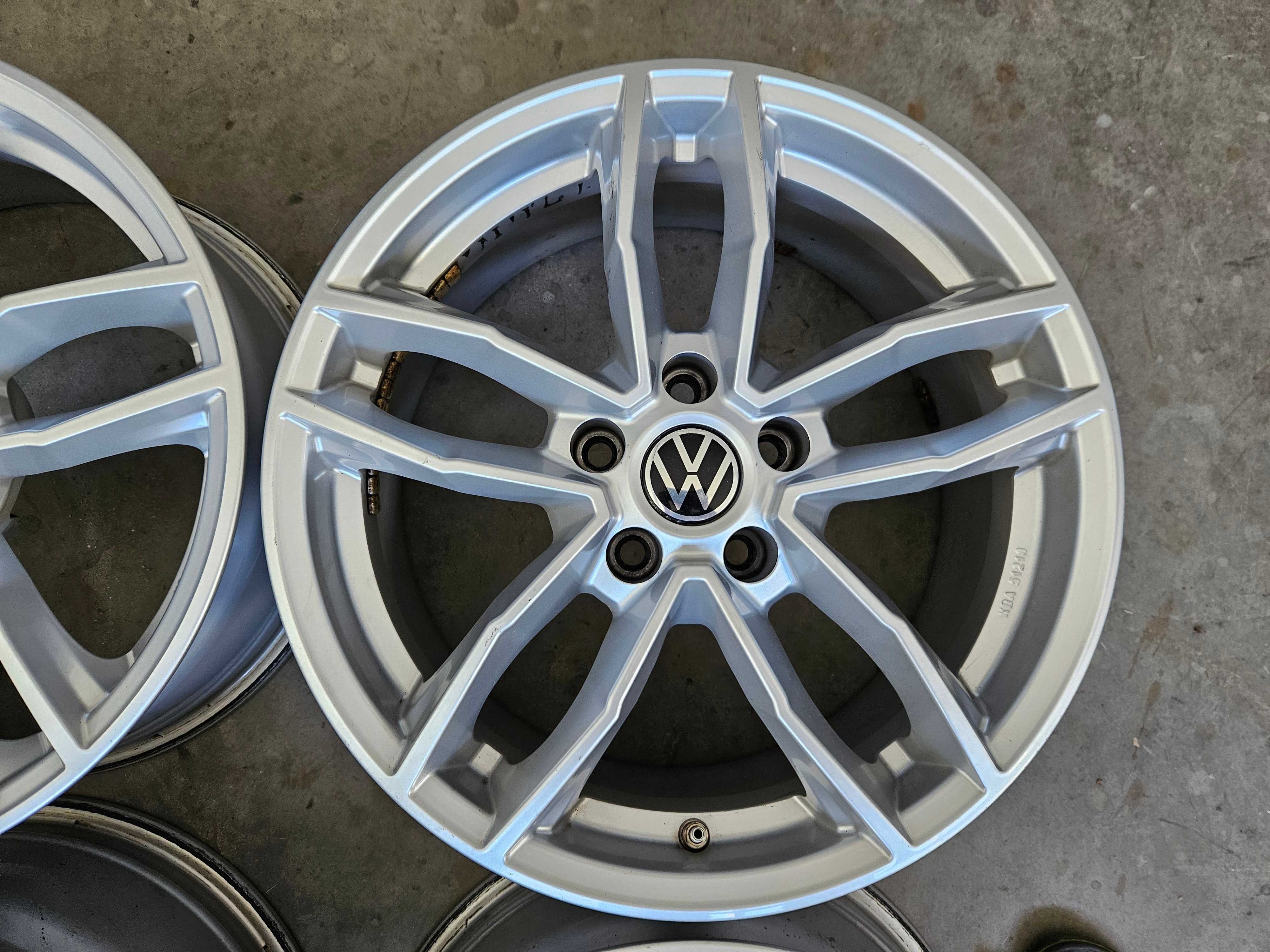 Alufelgi 17 VW Golf VII Plus Caddy Touran Passat b6 b7 b8 Tiguan 5x112