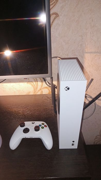 Консоль Xbox Series S