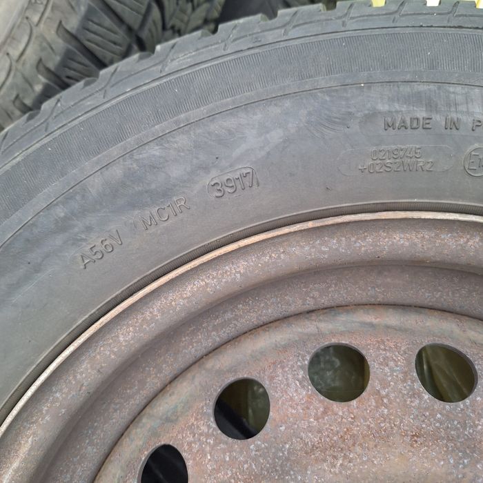 Opony zimowe Sava 215/65R16 – 4 szt.
