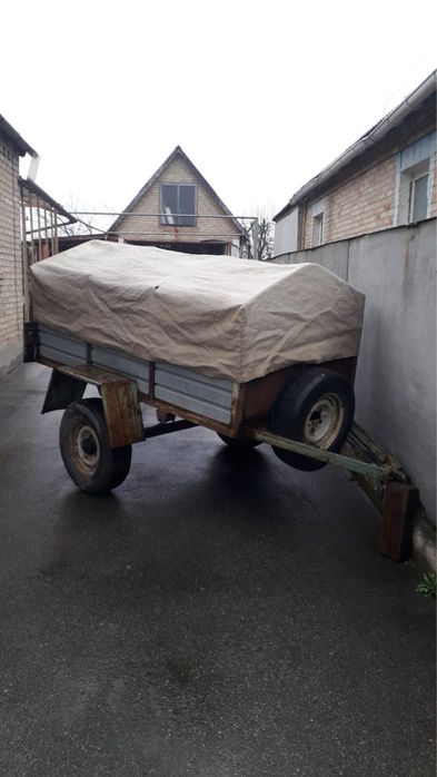 Причіп автомобільний