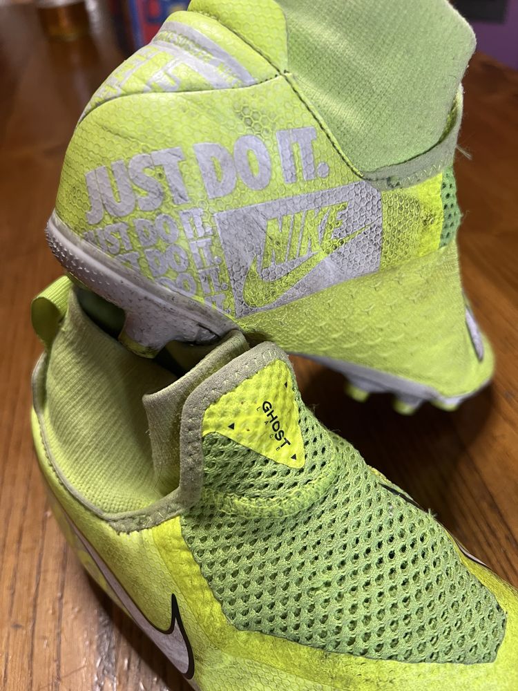Vendo chuteiras Nike