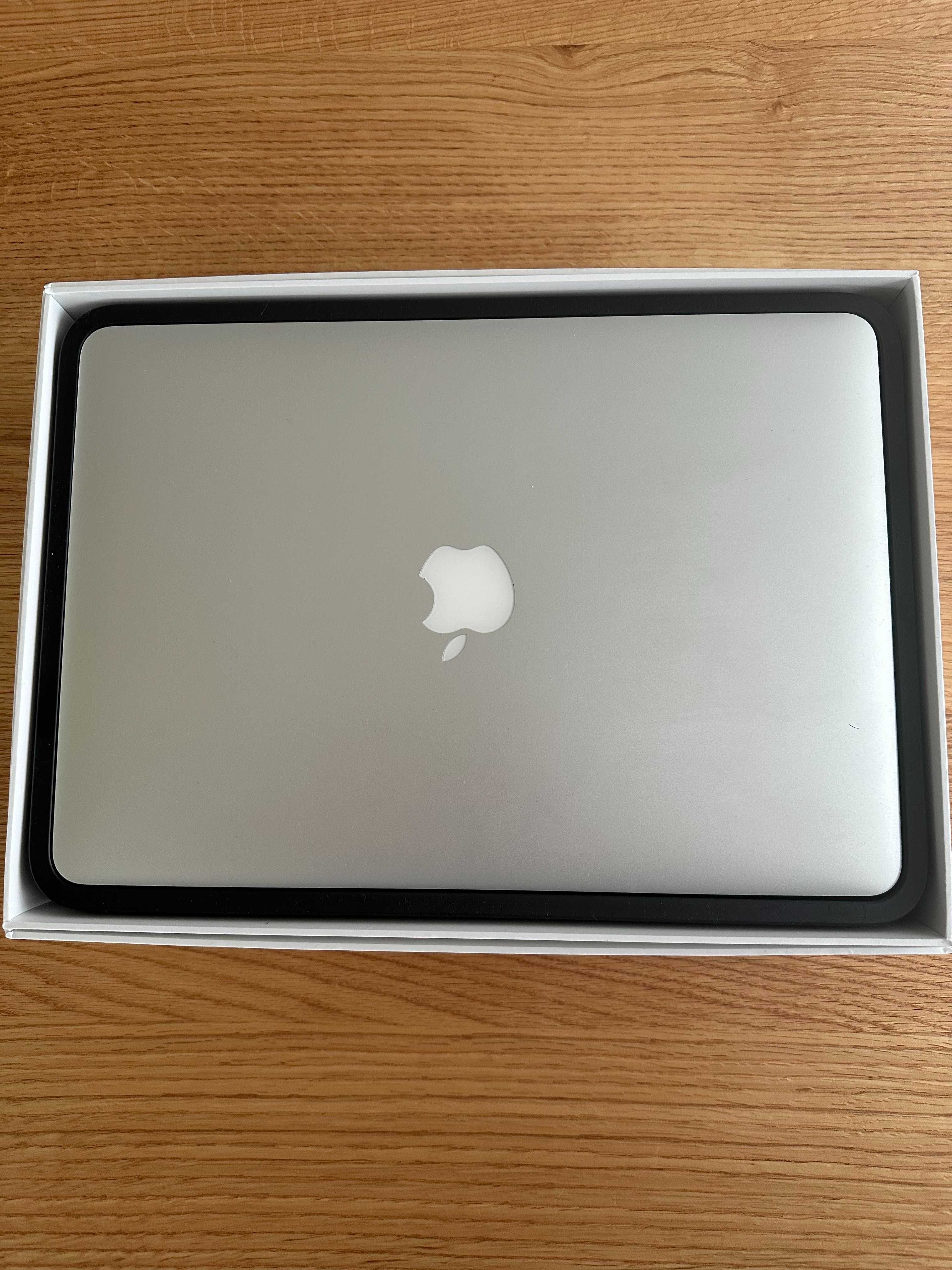 Apple MacBook AIR 13'' 2015r(Intel Core i5, 4GB RAM, 250GB)