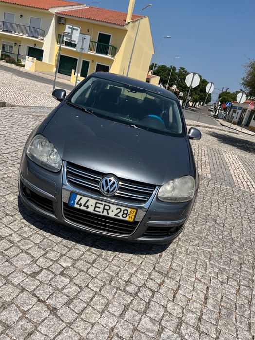 VW Jetta 1.9 TDI 105cv – Fiável e económico