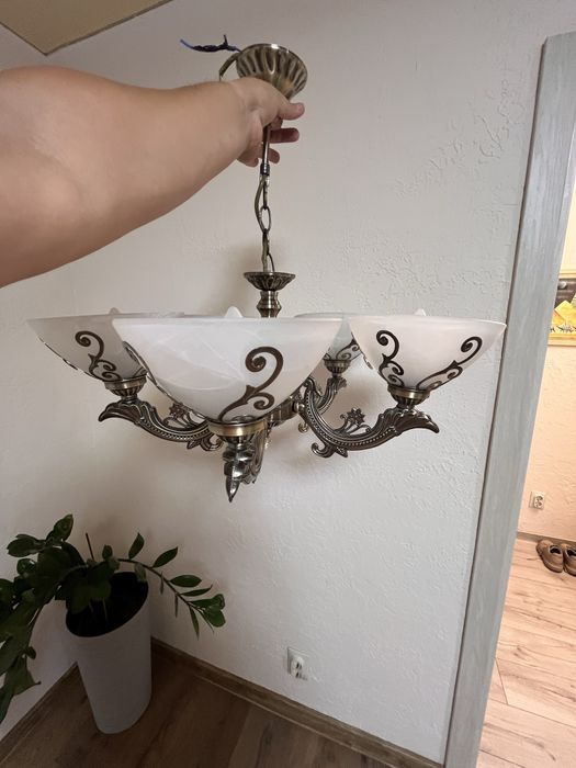 Класична люстра в стилі Барокко