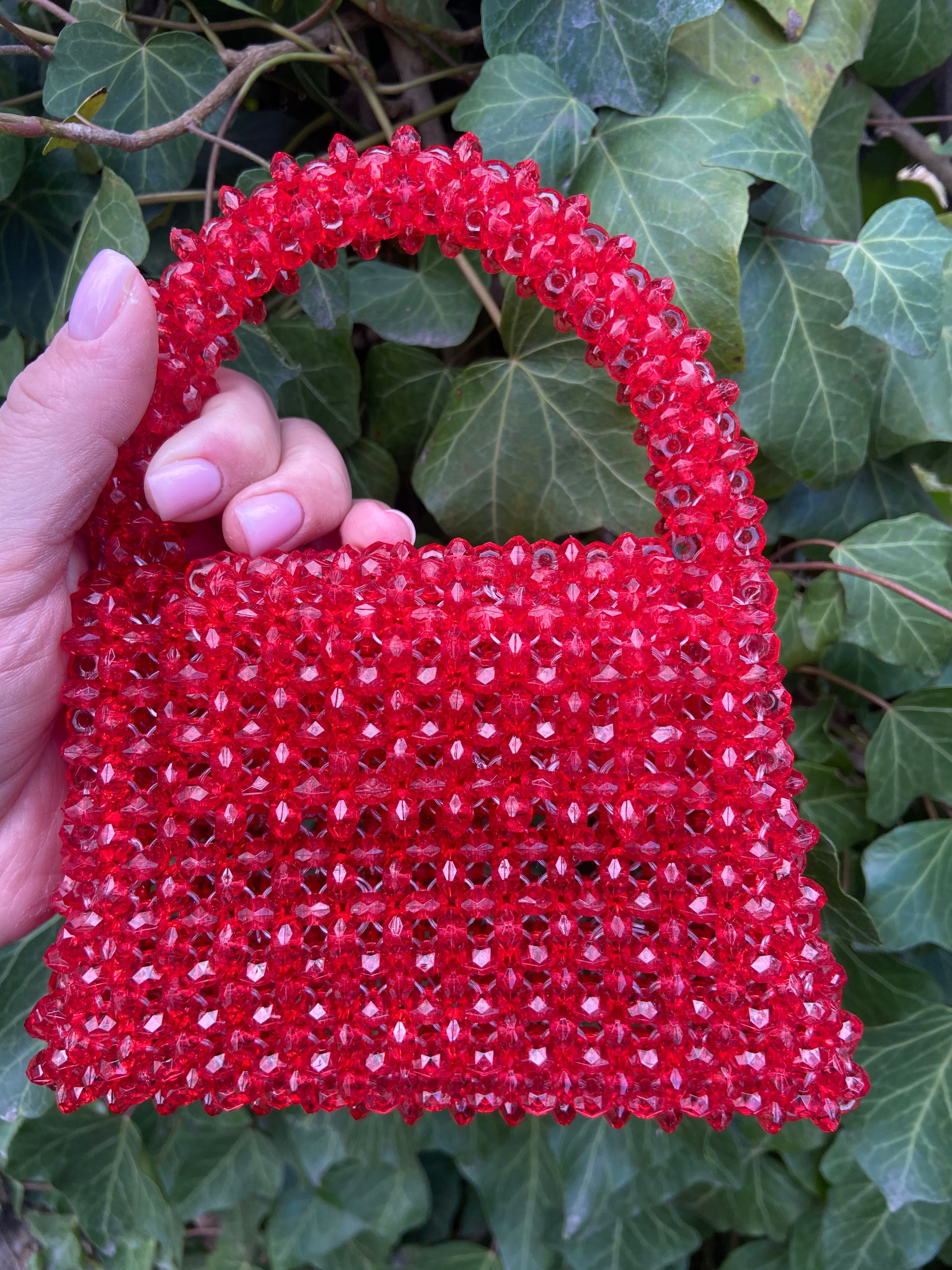 ręcznie robione torebki z koralików czerwony