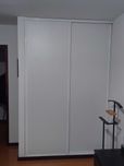 Conjunto de portas deslizantes guarda fatos