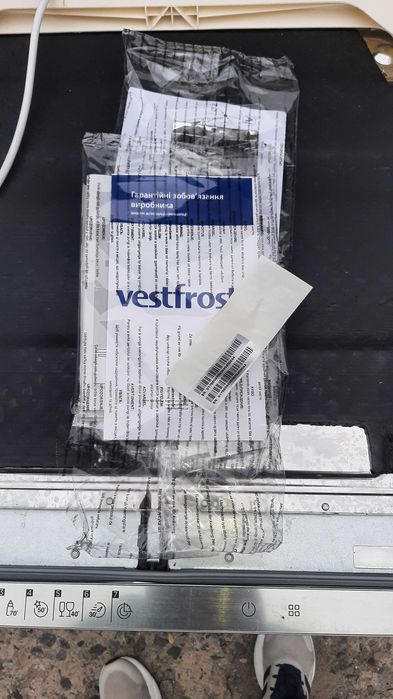 Продам новую посудомоечную машину Vestfrost BDW6012.Витрина. 11000грн.