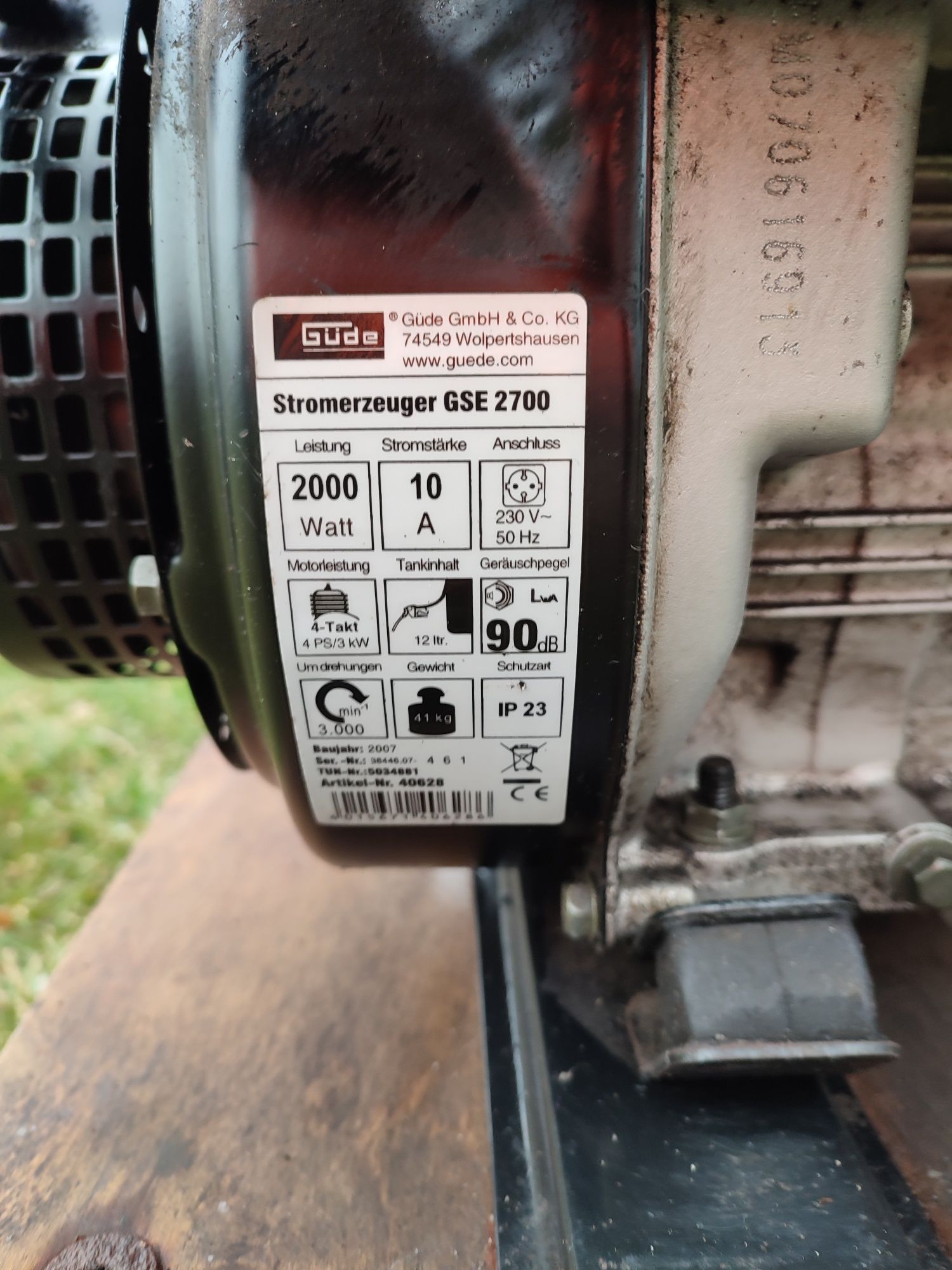 Solidny agregat prądotwórczy NIE CHIŃSKI generator Miedź  AVR 2000W/10