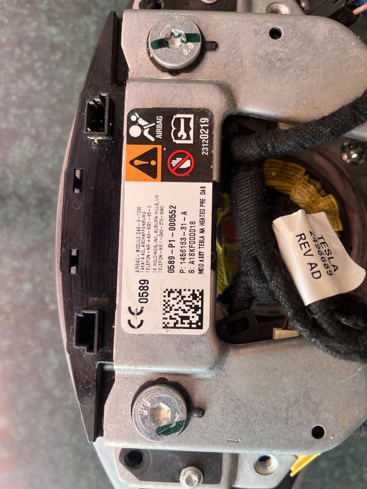 Безопасность Подушка руля Tesla Model X Airbag