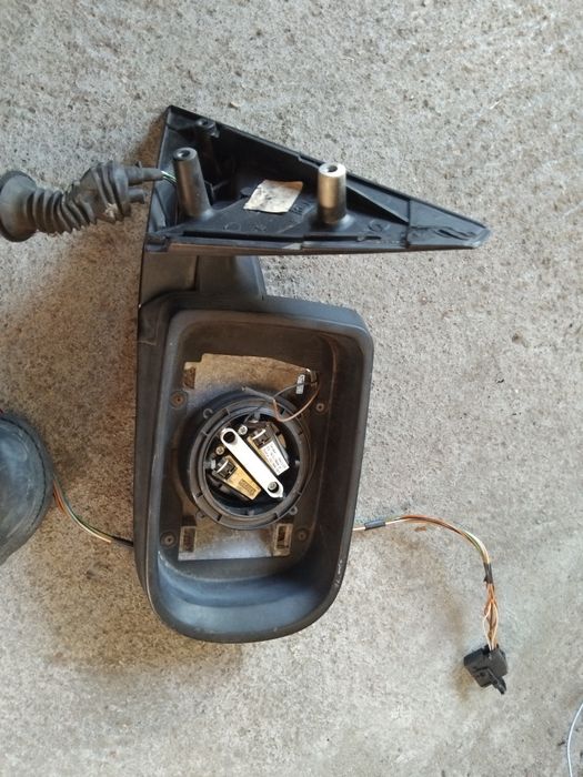 Lusterko prawe bmw e38 8pin
