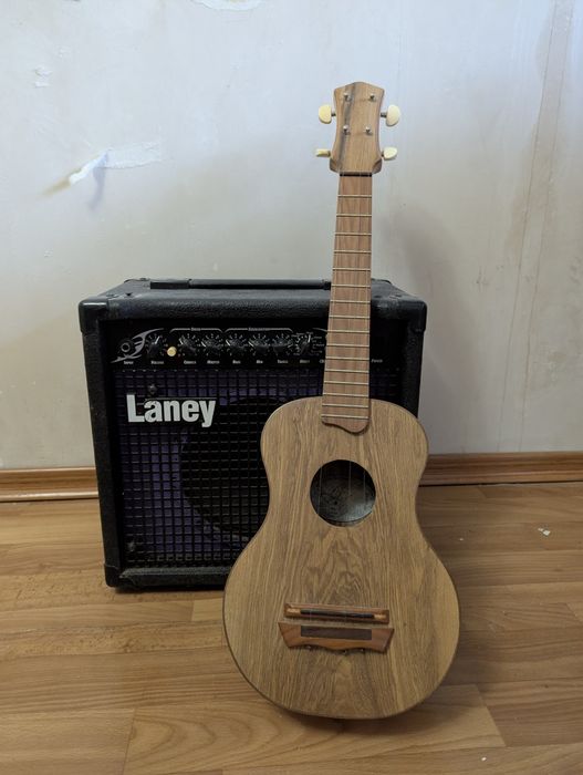 Продам укулеле (Handmade)