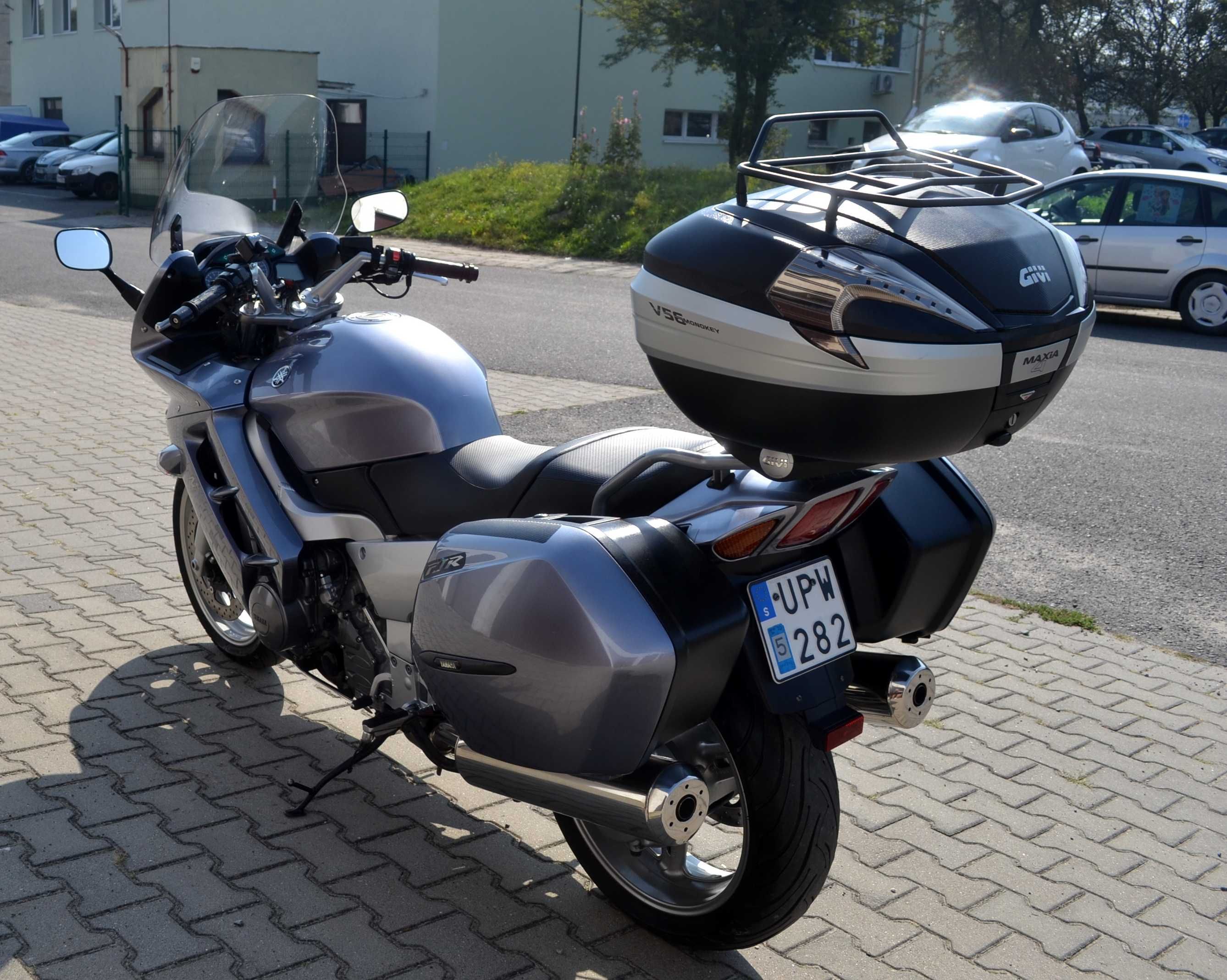 Yamaha FJR 1300 tylko 31 tys. km przebiegu 3 kufry idealna 2004 r.