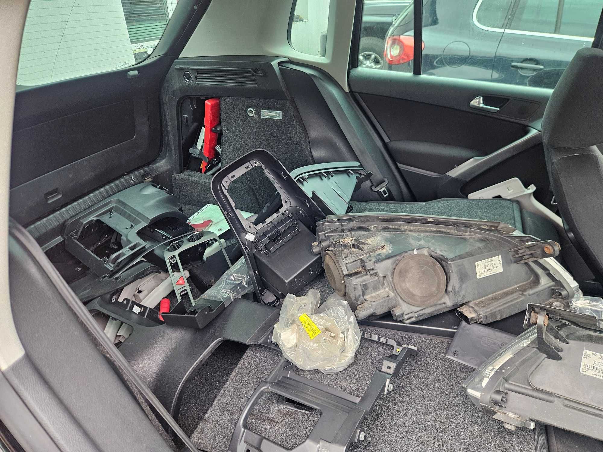 VW Tiguan na części 2008r. 2.0D