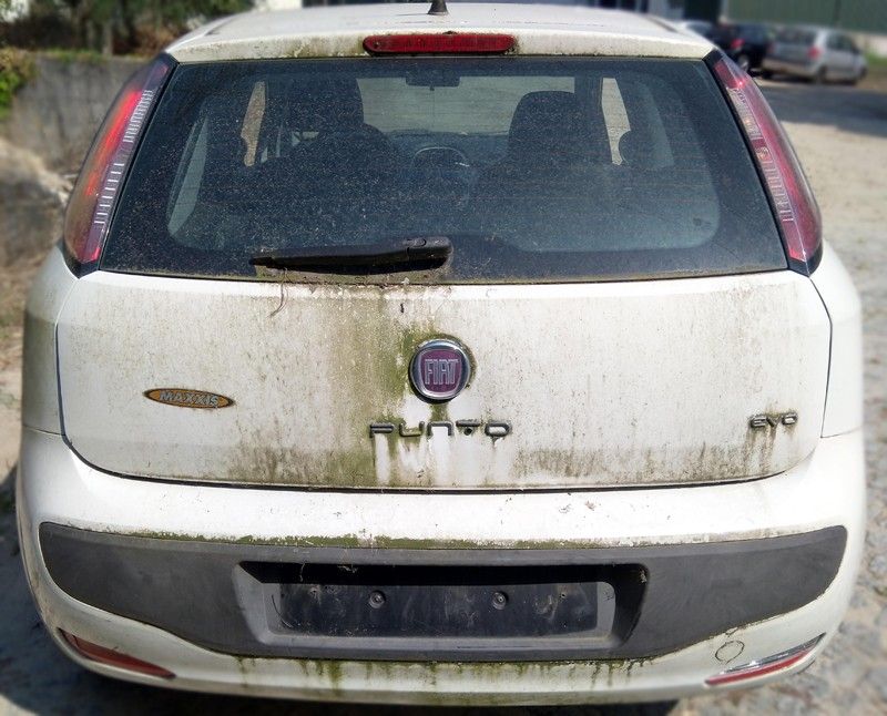 Fiat Punto EVO 1.3MultiJet 75cv (3PORTAS) -  - Para Peças