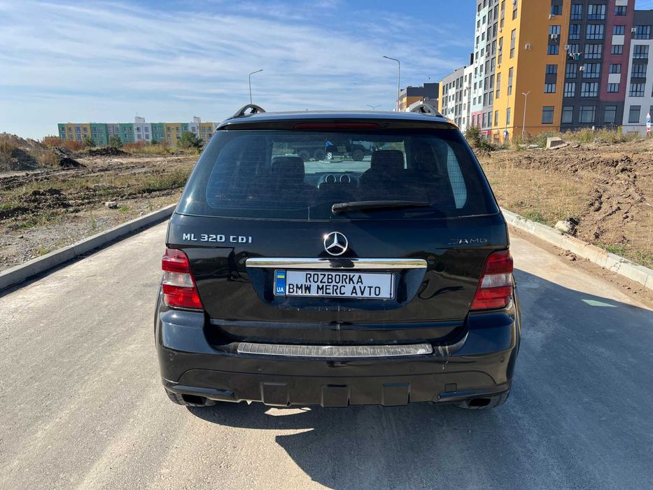 Стекло в крышку багажника Mercedes ML W164 W166 скло задней двери ляды
