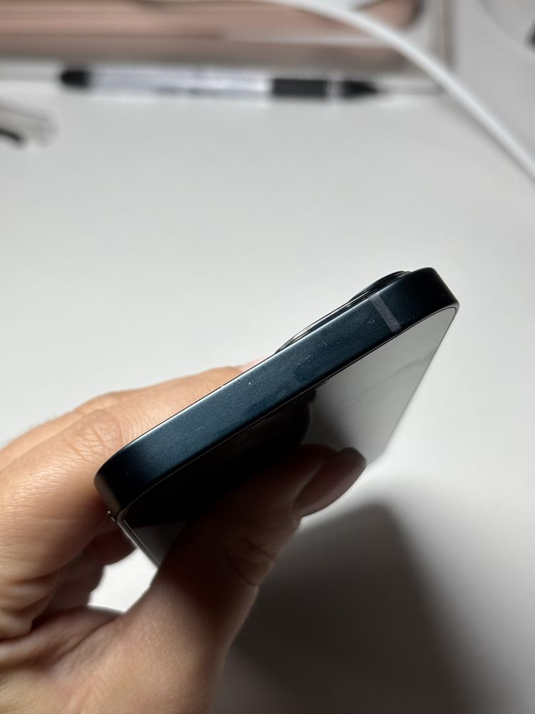 Sprzedam Iphone 13 mini