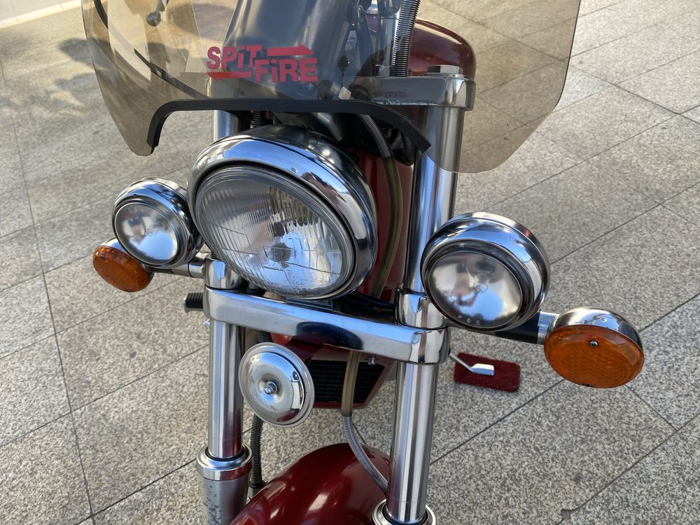 Suzuki Intruder VS750