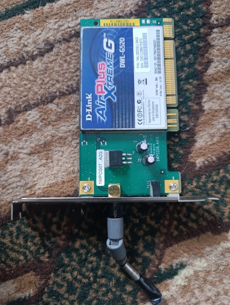 Материнська плата + проц xeon e5450 + озу 8 гб + вай фай адаптер