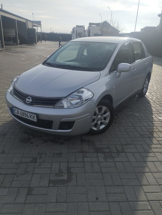 Продам Nissan Tiida