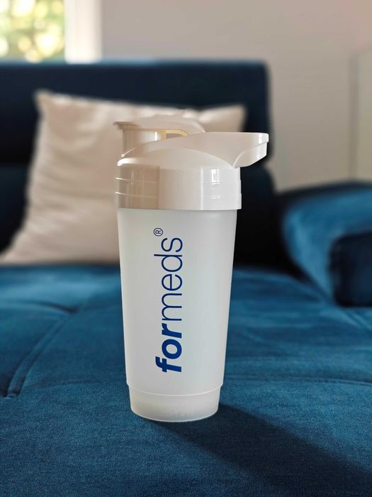 Biały shaker formeds bidon pojemnik