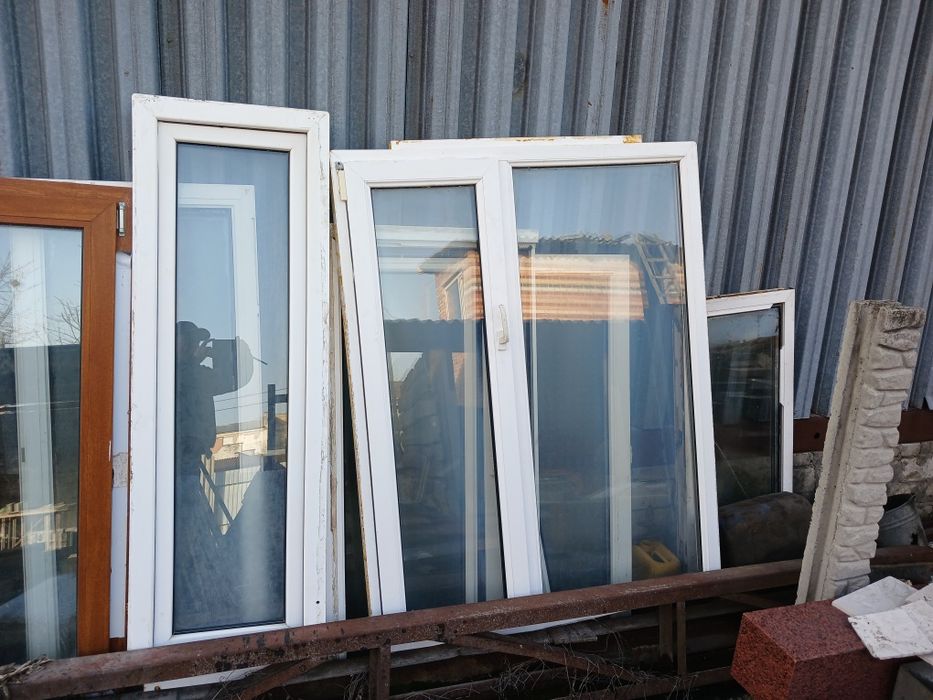 Вікна металопластикові бу, двері дерев'яні окно