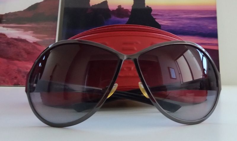 óculos sol pretos - Giogio Armani