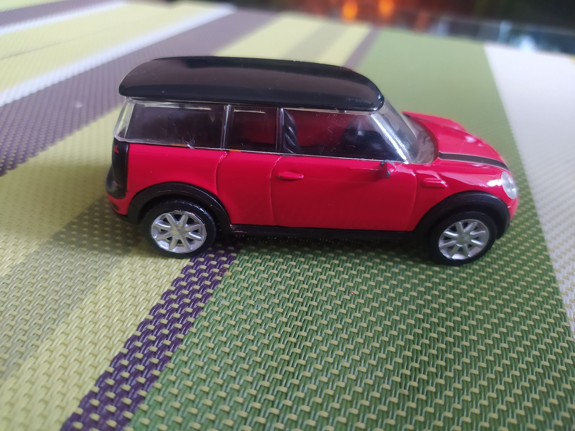 Mini clubman resorak samochód scale 1/43