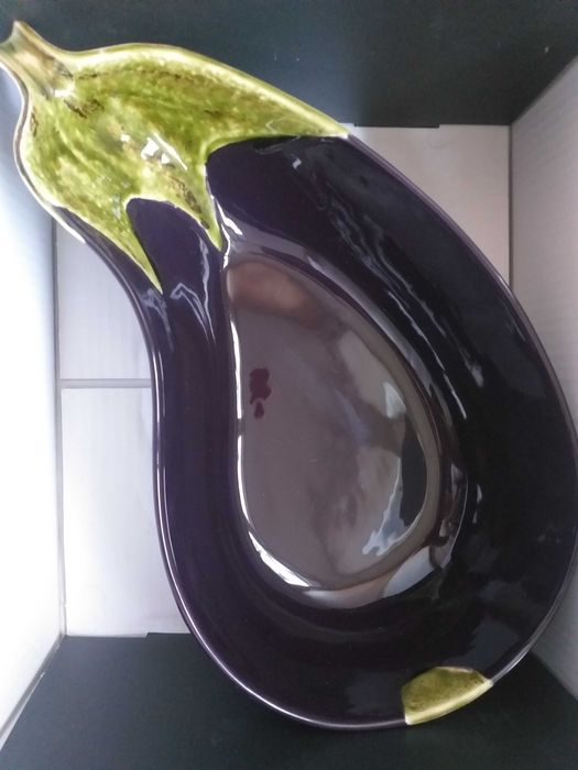 Салатники Баклажан от португальского производителя Bordallo.Набор