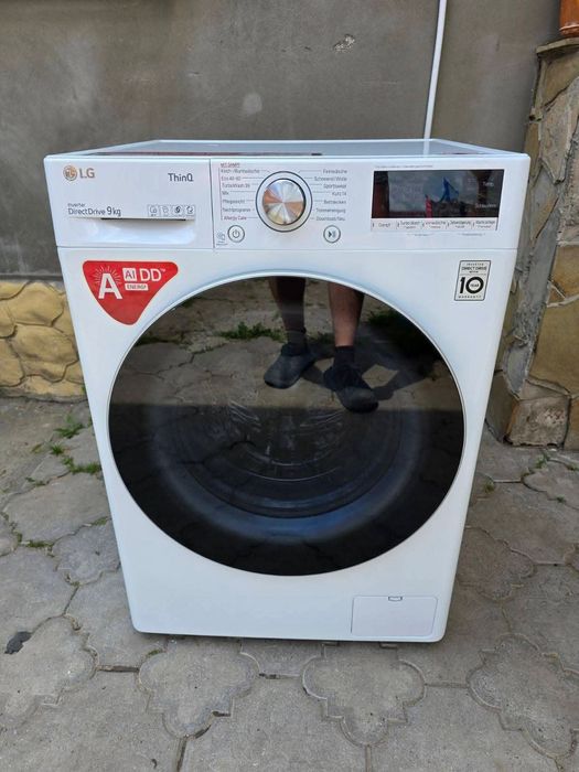 Пральна машина LG ThinQ / F6WV709P1 на 9 кг привезена з Німеччини