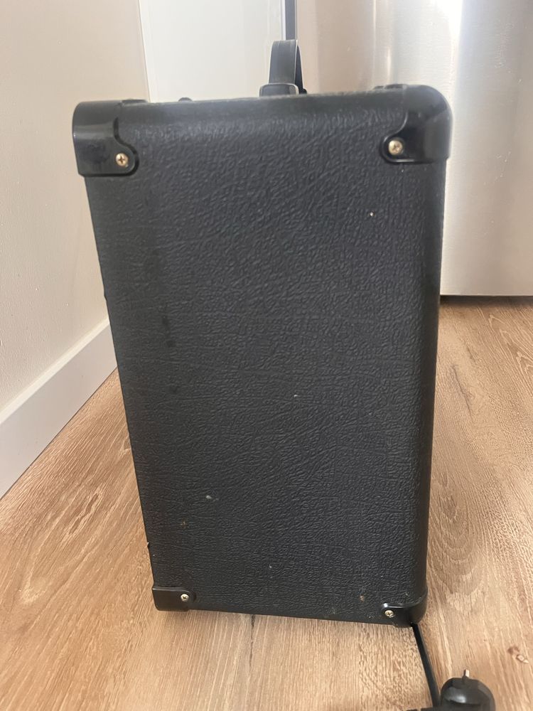 Wzmacniacz gitarowy Marshall MG 30 FX