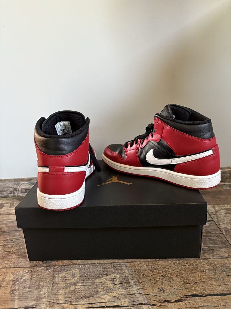 Jordan 1 mid rozmiar 44