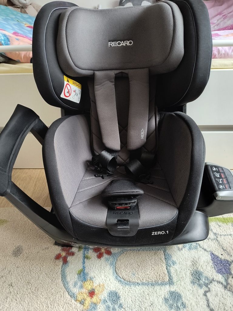 Fotelik samochodowy obrotowy Recaro Zero1