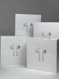 Навушники Apple AirPods 2 with Charging Case (білі) в наявності