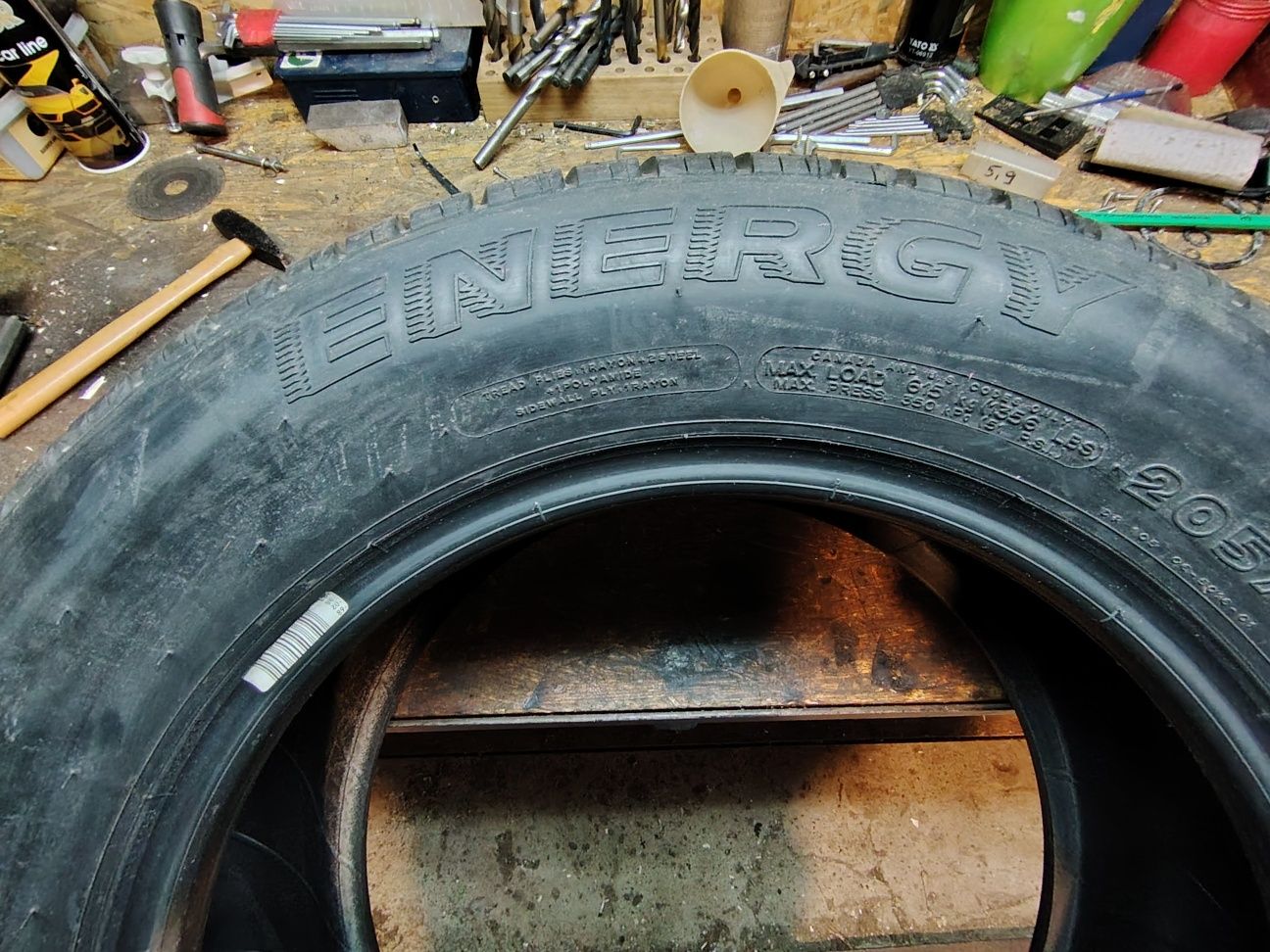 Opona Michelin Lato 205/60/15